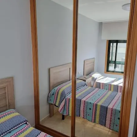 Piso Nuevo Al Lado Playa Parking Privado Gratis Apartamento