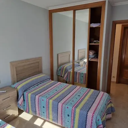Apartamento Piso Nuevo Al Lado Playa Parking Privado Gratis *