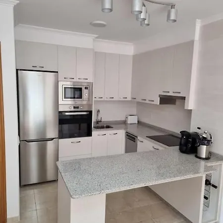 Piso Nuevo Al Lado Playa Parking Privado Gratis Apartamento