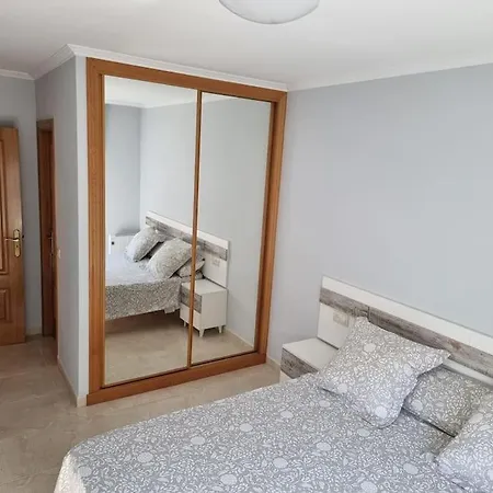 Apartamento Piso Nuevo Al Lado Playa Parking Privado Gratis *